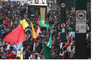 Protestaeauf der Avenida Paulista, Sao Paulo: Fotos Púbicas10:06:2016_